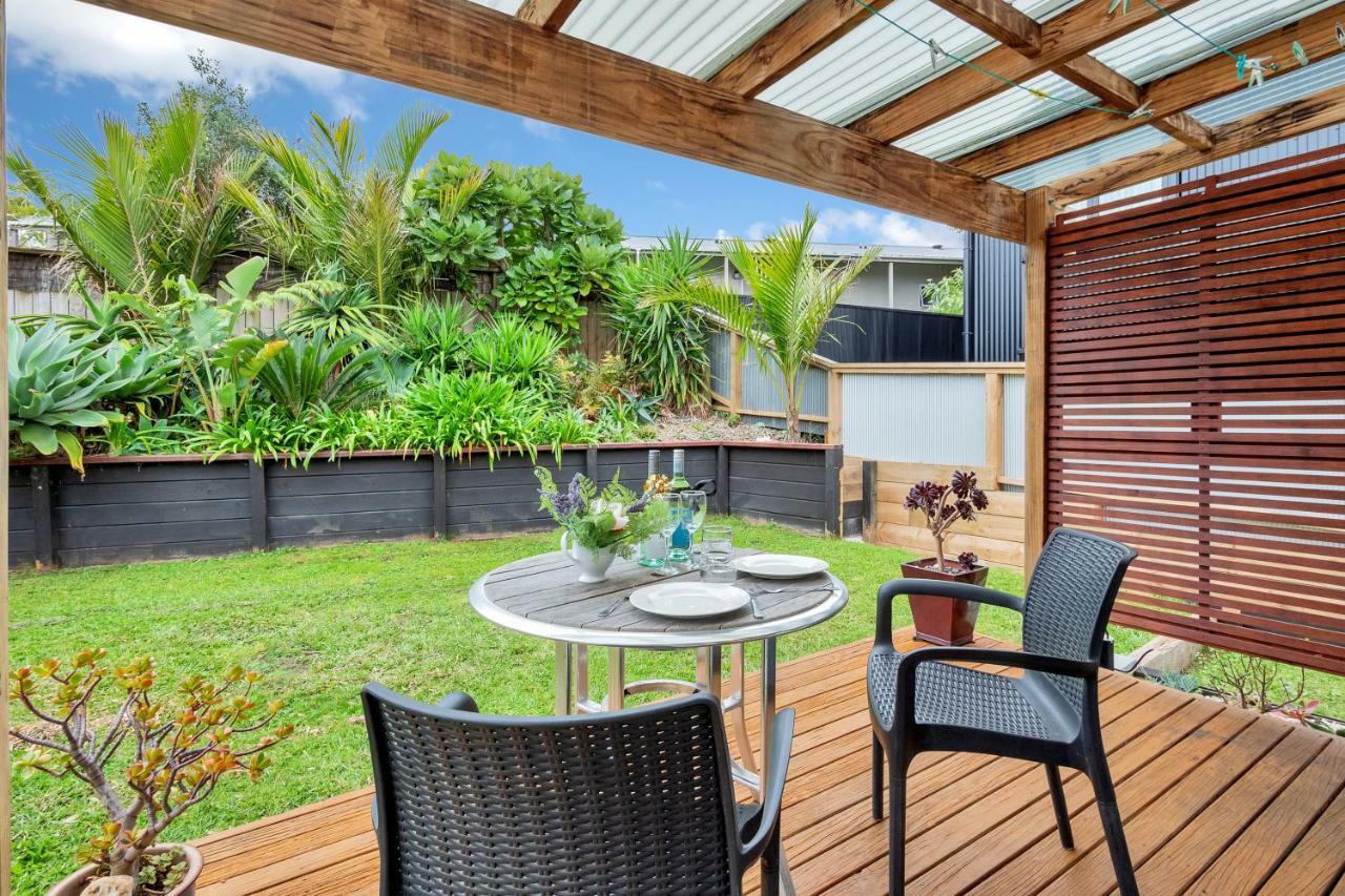 Sunny & Cozy Home Near Western Springs Auckland Exteriör bild