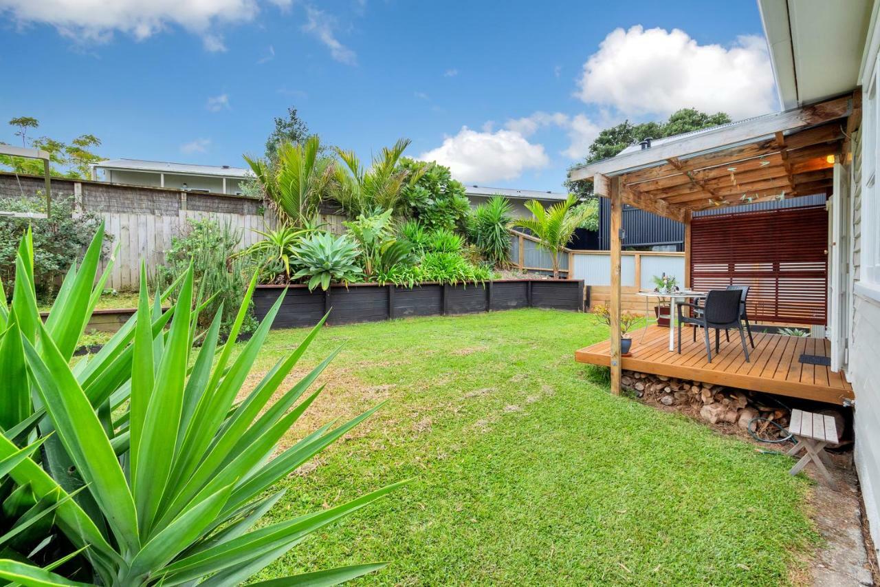Sunny & Cozy Home Near Western Springs Auckland Exteriör bild