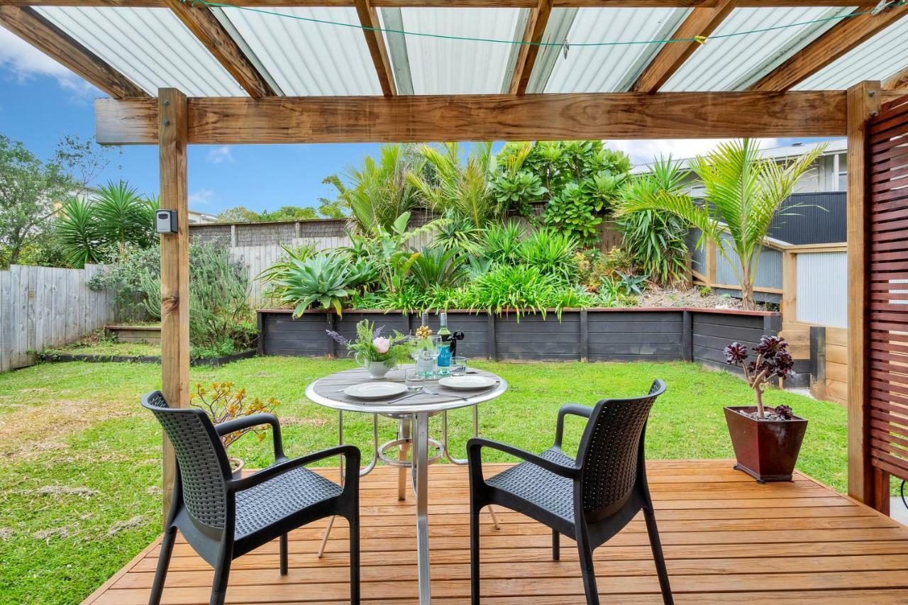Sunny & Cozy Home Near Western Springs Auckland Exteriör bild